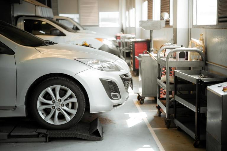 Dépannage auto, les bons réflexes en cas de panne imprévue